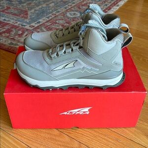 Altra Women’s Khaki Hiking Shoes